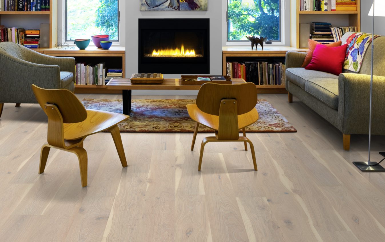 Паркетная доска Kahrs Новая классика Дуб Кружево Nouveau Lace 151NAYEKS1KW240 Lively 2420×187×15 фото в интерьере